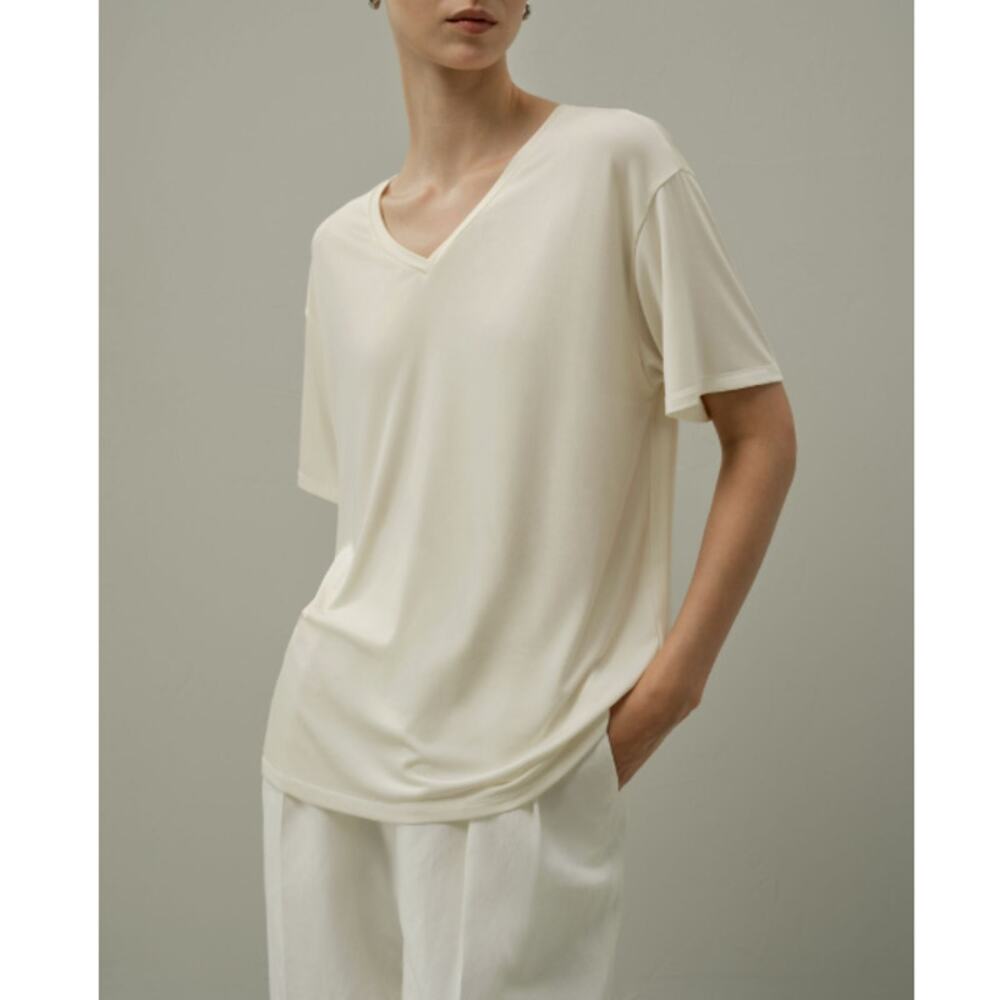 Lilysilk Silk Breeze Jersey Basic V-neck T-shirt Lily White Size L